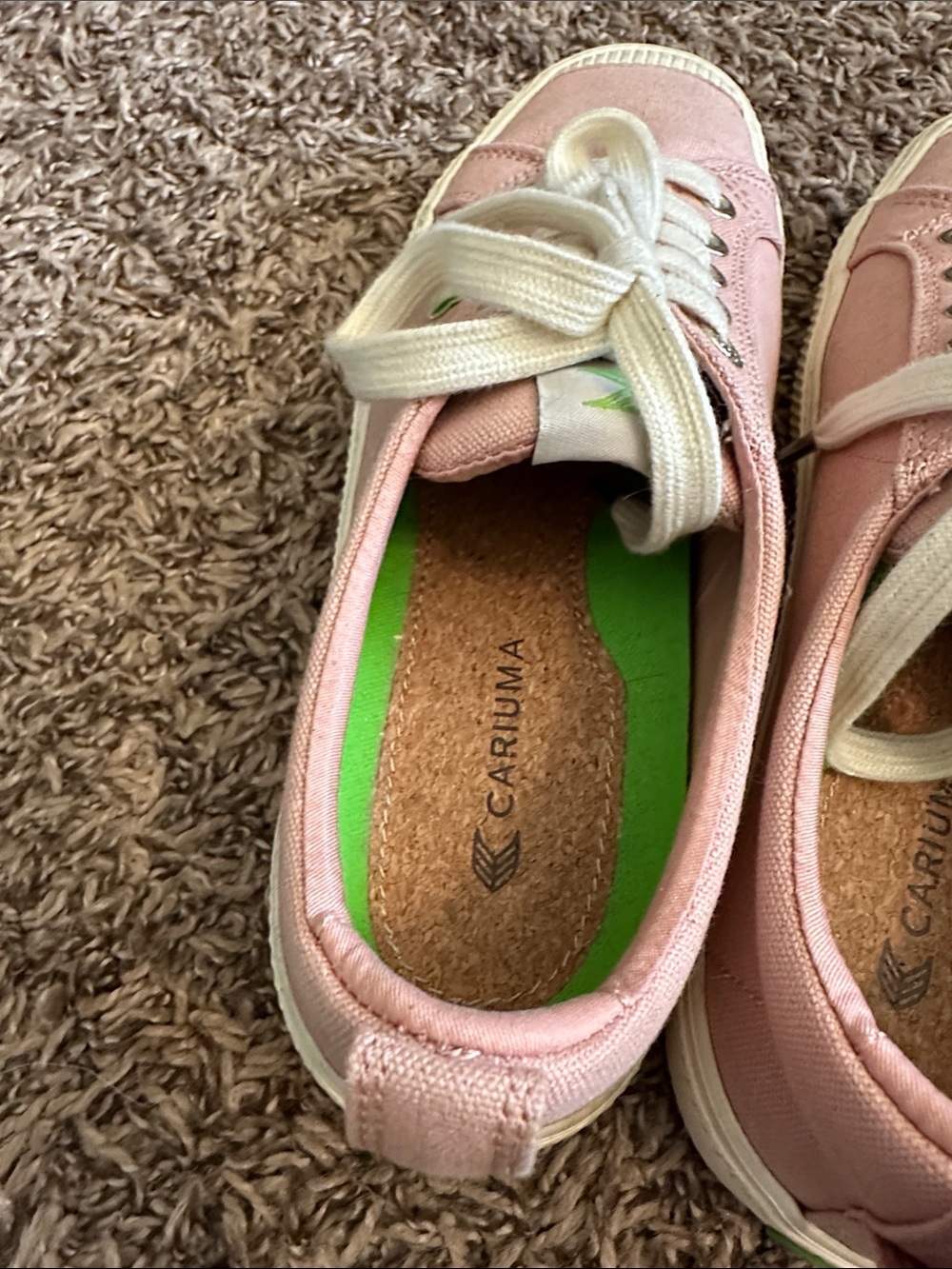 Cariuma Pink and White Women's Sneakers - Picture 3 of 5